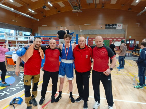 Národní liga boxu Pardubice